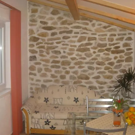 Holiday home Geraeumige Ferienvilla Emi Bibinje