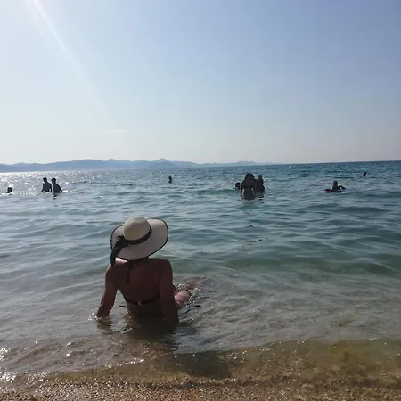 Geraeumige Ferienvilla Emi * Bibinje